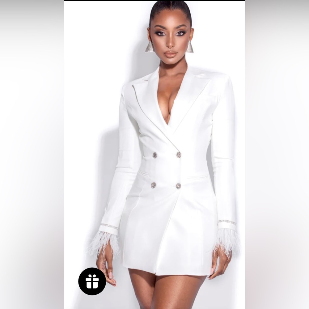 Quilla White Feather Crystal Sleeve Backless Blazer Dress